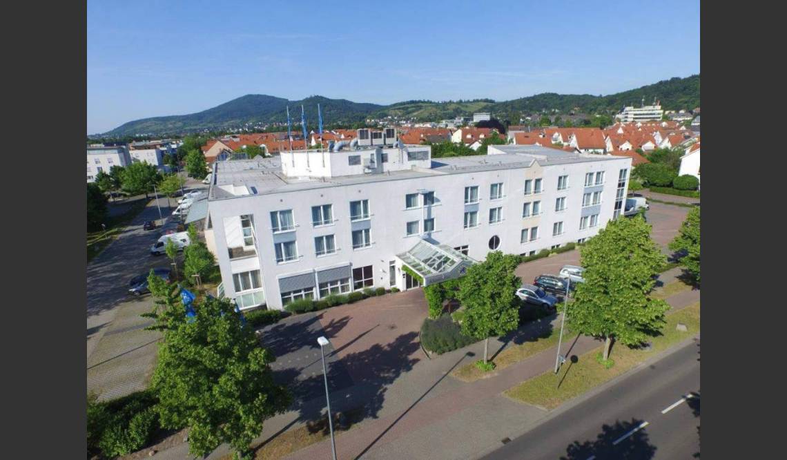 Luftaufnahme bzw. Luftbild eines Hotels - Referenz 3